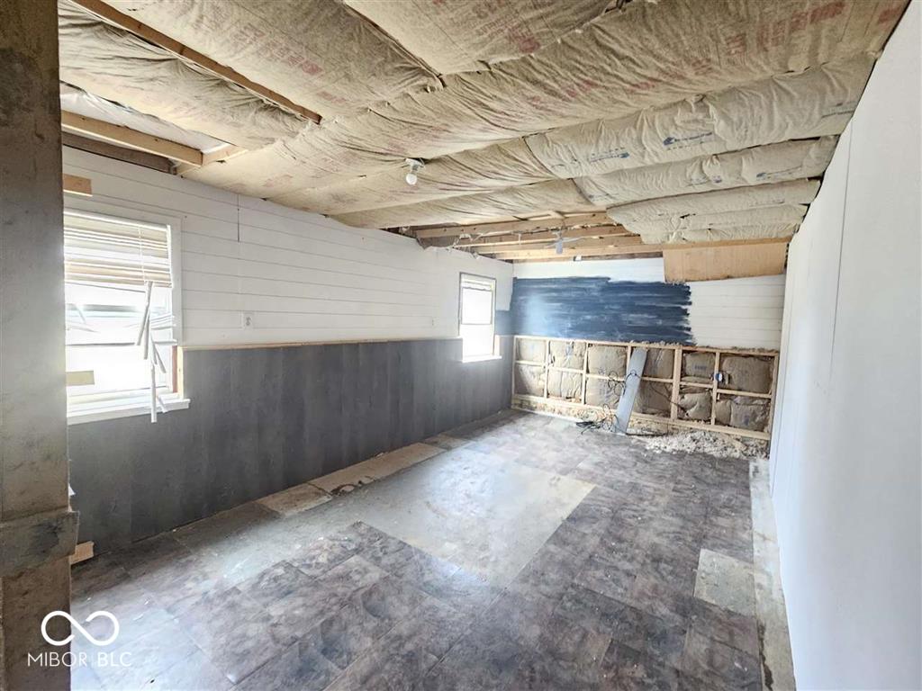 2334 Poplar Street Anderson, IN 46012 - Photo 9 of 18