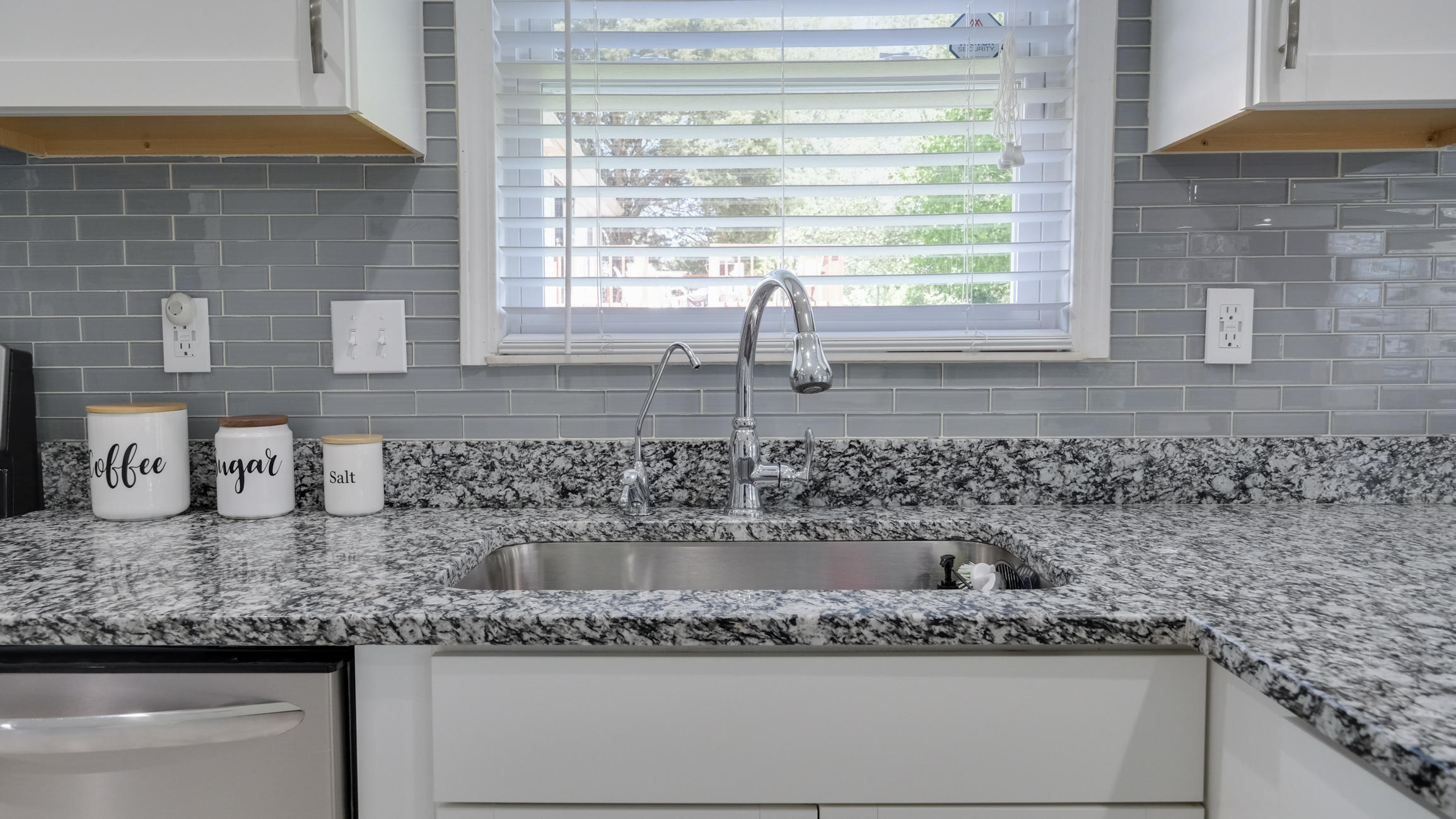 6304 Overton Road Louisville, KY 40228 - Photo 20 of 40 6304 Overton Rd-1018