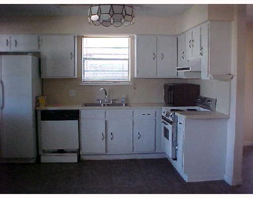 800 Cameron Court Kenner, LA 70065 - Photo 3 of 6
