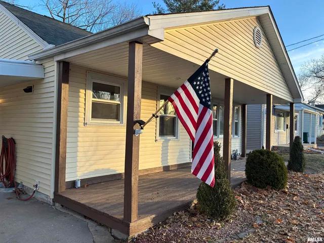 $140,000 | 2205 Sycamore Street, Quincy, IL 62301