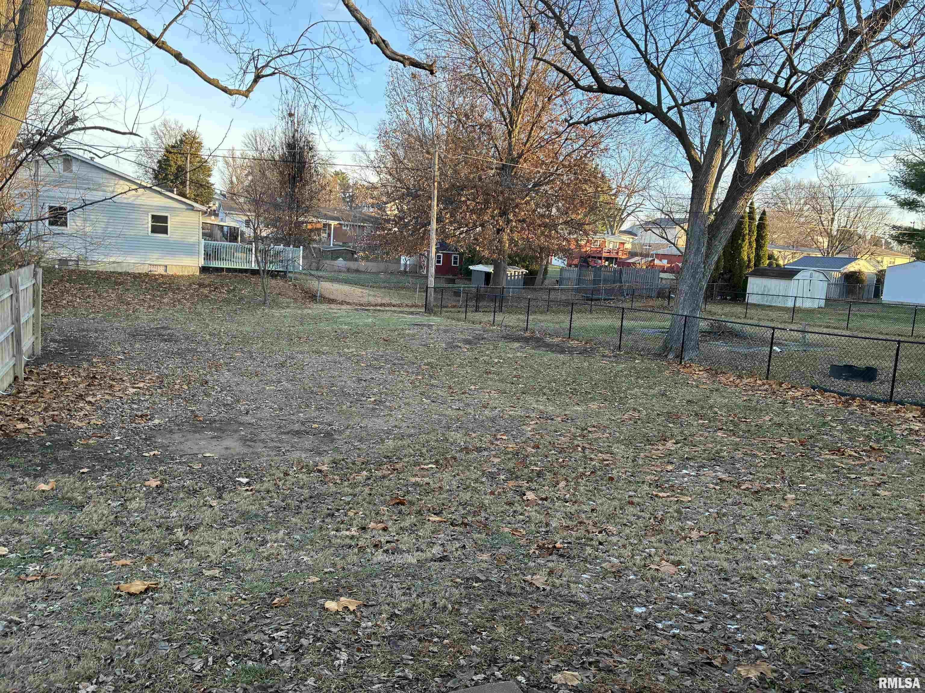 2205 Sycamore Street Quincy, IL 62301 - Photo 12 of 13