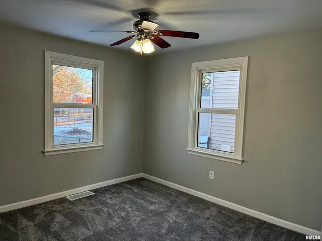 $140,000 | 2205 Sycamore Street, Quincy, IL 62301