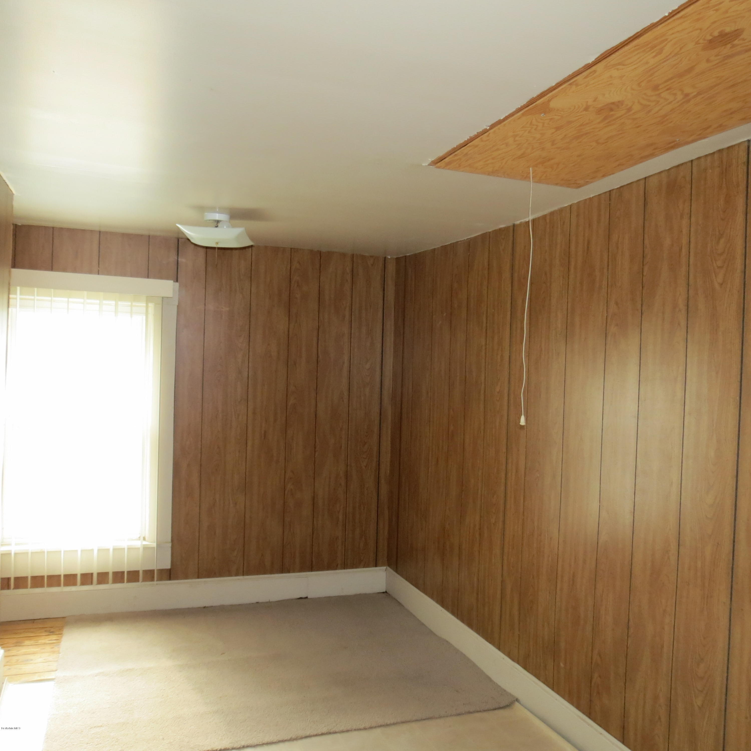 1206 North Hoosac Road Williamstown, MA 01267 - Photo 21 of 26 Upstairs Bedroom #2