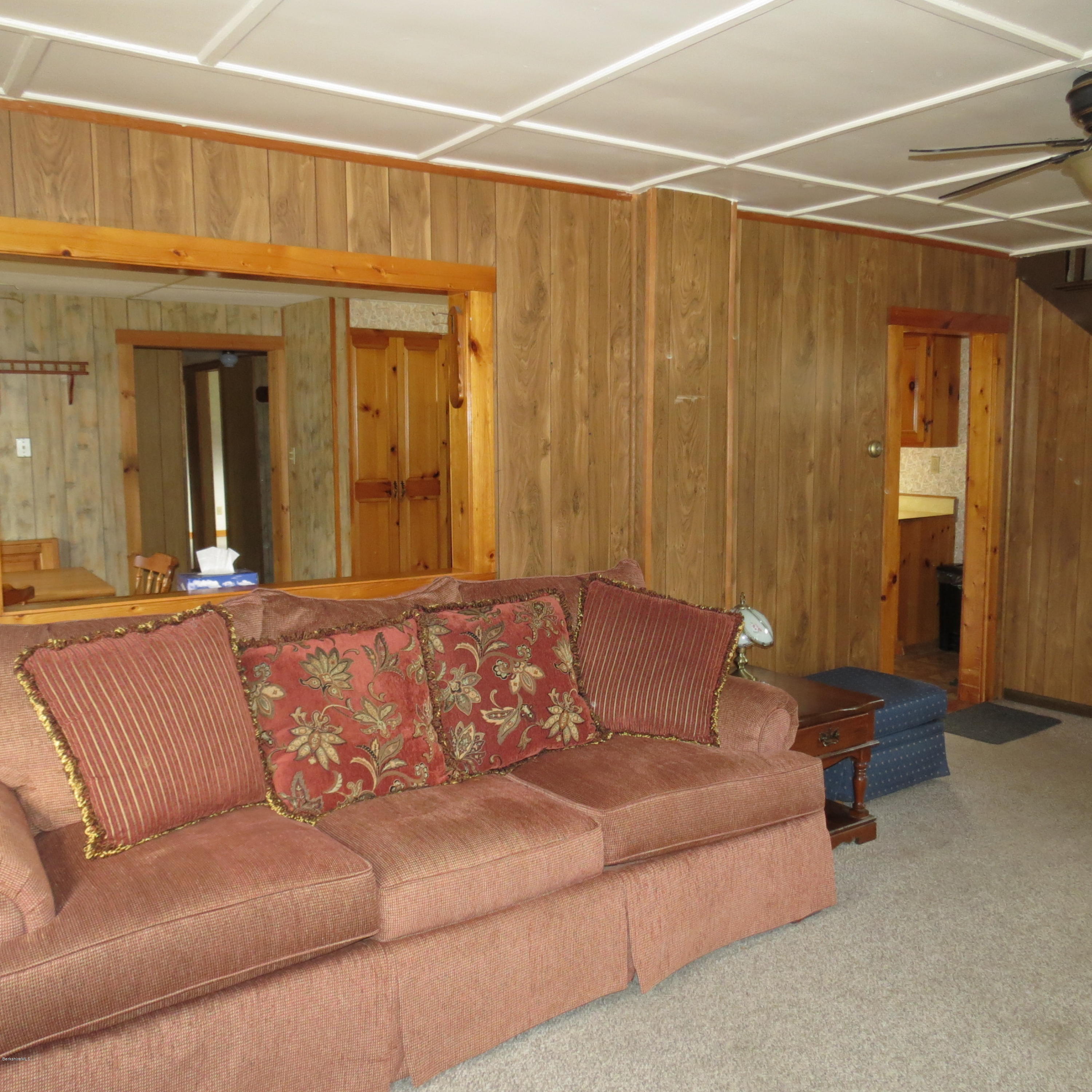 1206 North Hoosac Road Williamstown, MA 01267 - Photo 9 of 26 Livingroom