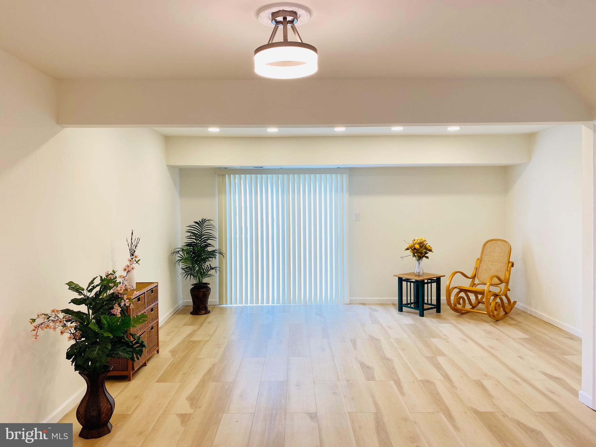 14419 Cool Oak Lane Centreville, VA 20121 - Photo 5 of 30