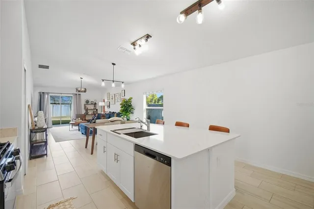 $2,250 | 22539 Storybook Cabin Way, Land O Lakes, FL 34637