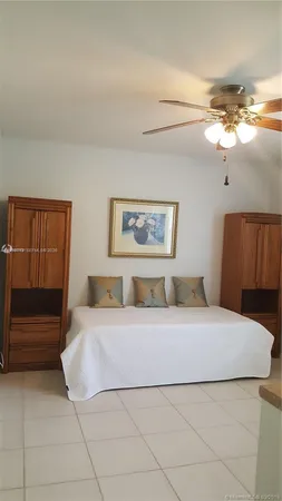 $1,800 | 15989 Southwest 149th Terrace, Unit 15989, Miami, FL 33196