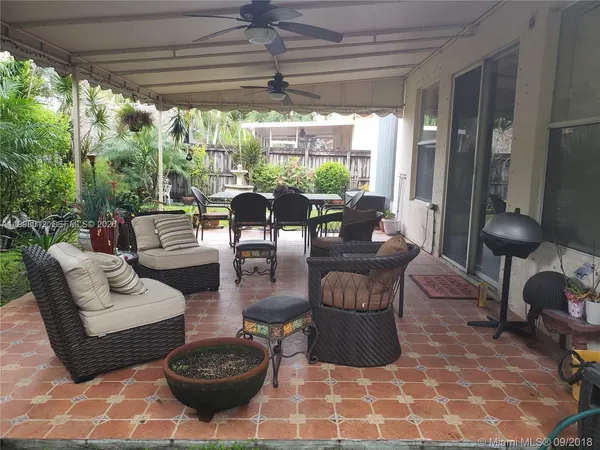 $1,800 | 15989 Southwest 149th Terrace, Unit 15989, Miami, FL 33196