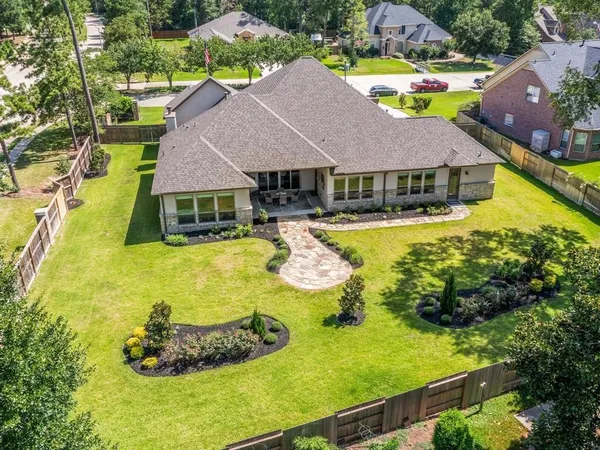 $999,600 | 1000 Prescott Drive, Conroe, TX 77301