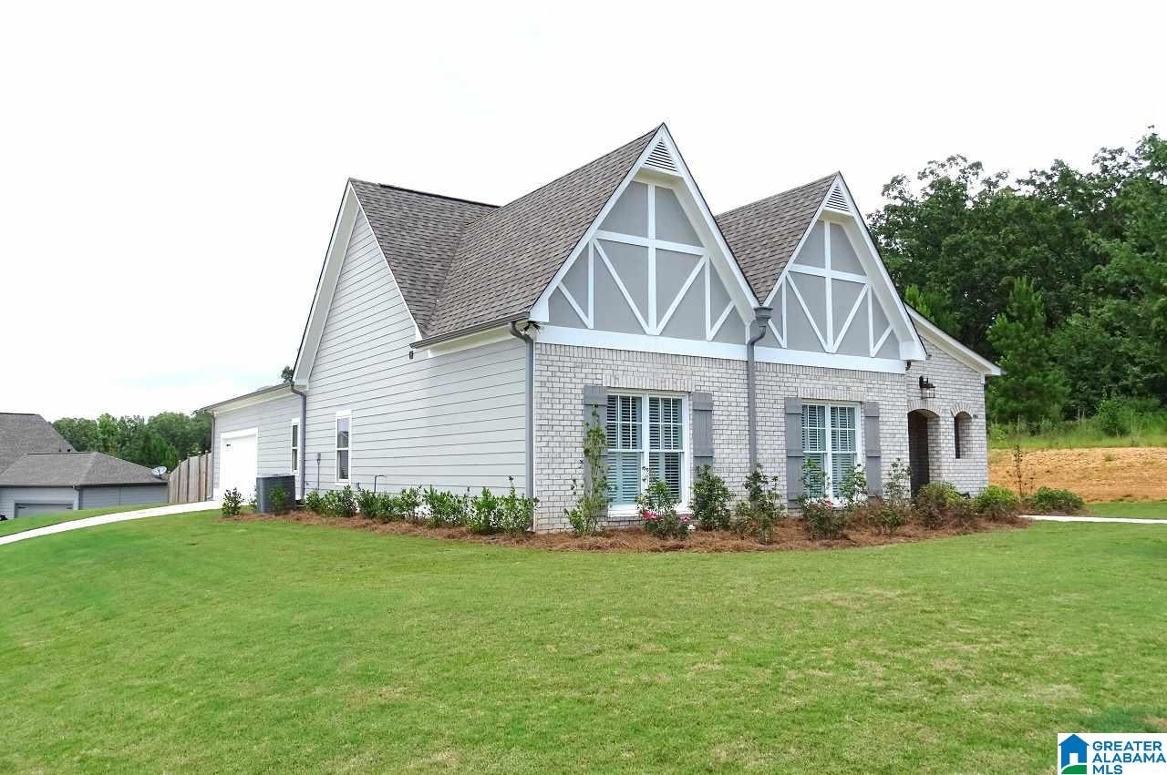 5270 Meadow Ridge Trail Bessemer, AL 35022 - Photo 2 of 33