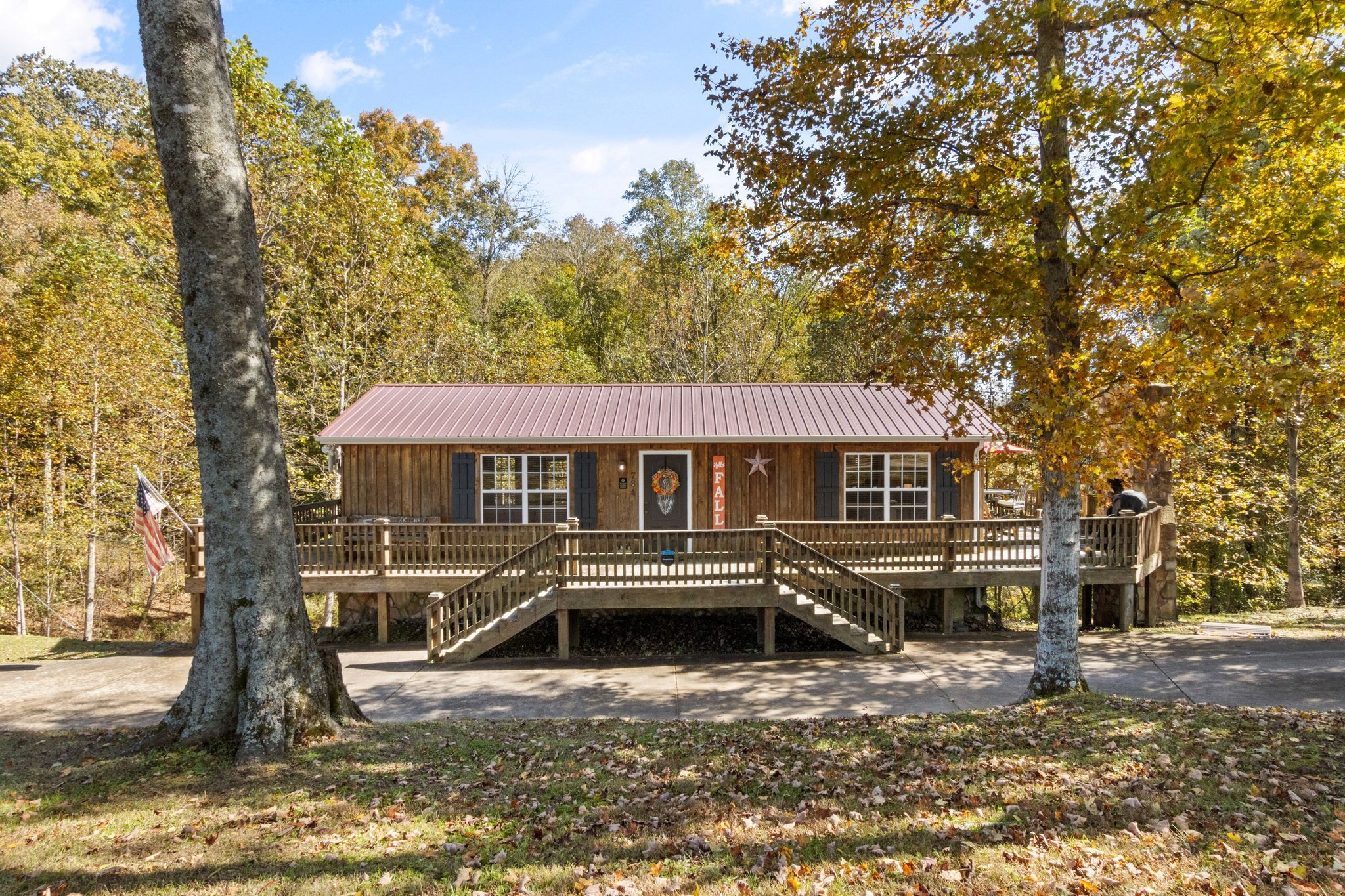 784 Damron Road Lynchburg, TN 37352 - Photo 2 of 39