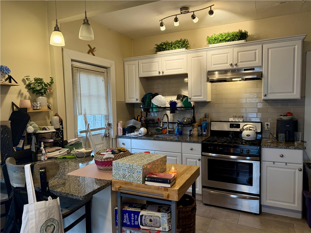 157 Smith Street, Unit L1 Cranston, RI 02905 - Photo 14 of 23