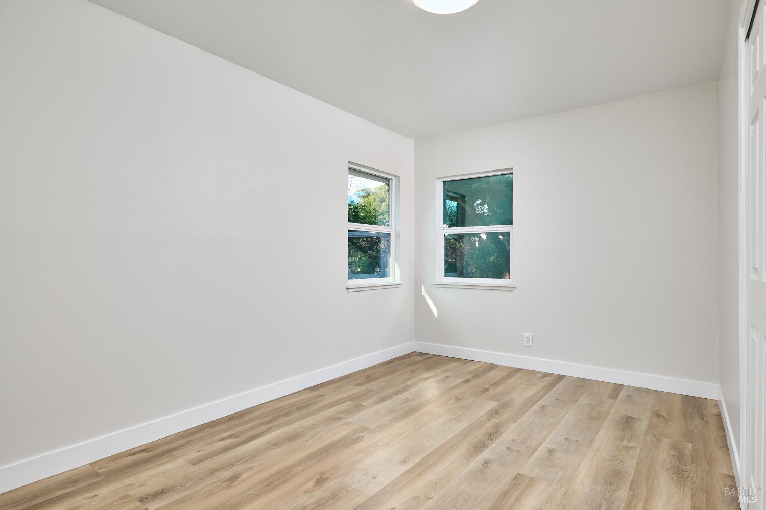 736 Nevada Street Fairfield, CA 94533 - Photo 21 of 36 an empty room with a window