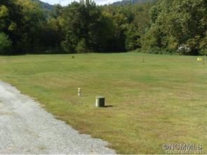 880 Bee Tree Road, Unit 4 Swannanoa, NC 28778 - Photo 8 of 13 Gallery Image 8