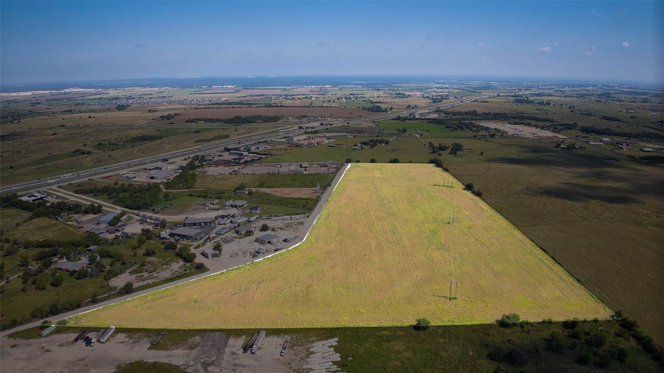 35 Ih Georgetown, TX 78626 - Photo 5 of 33 an aerial view of ocean