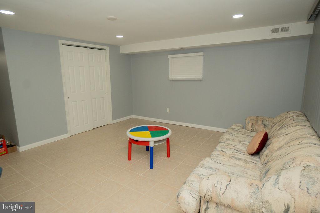 9957 Sandy Road Philadelphia, PA 19115 - Photo 24 of 28