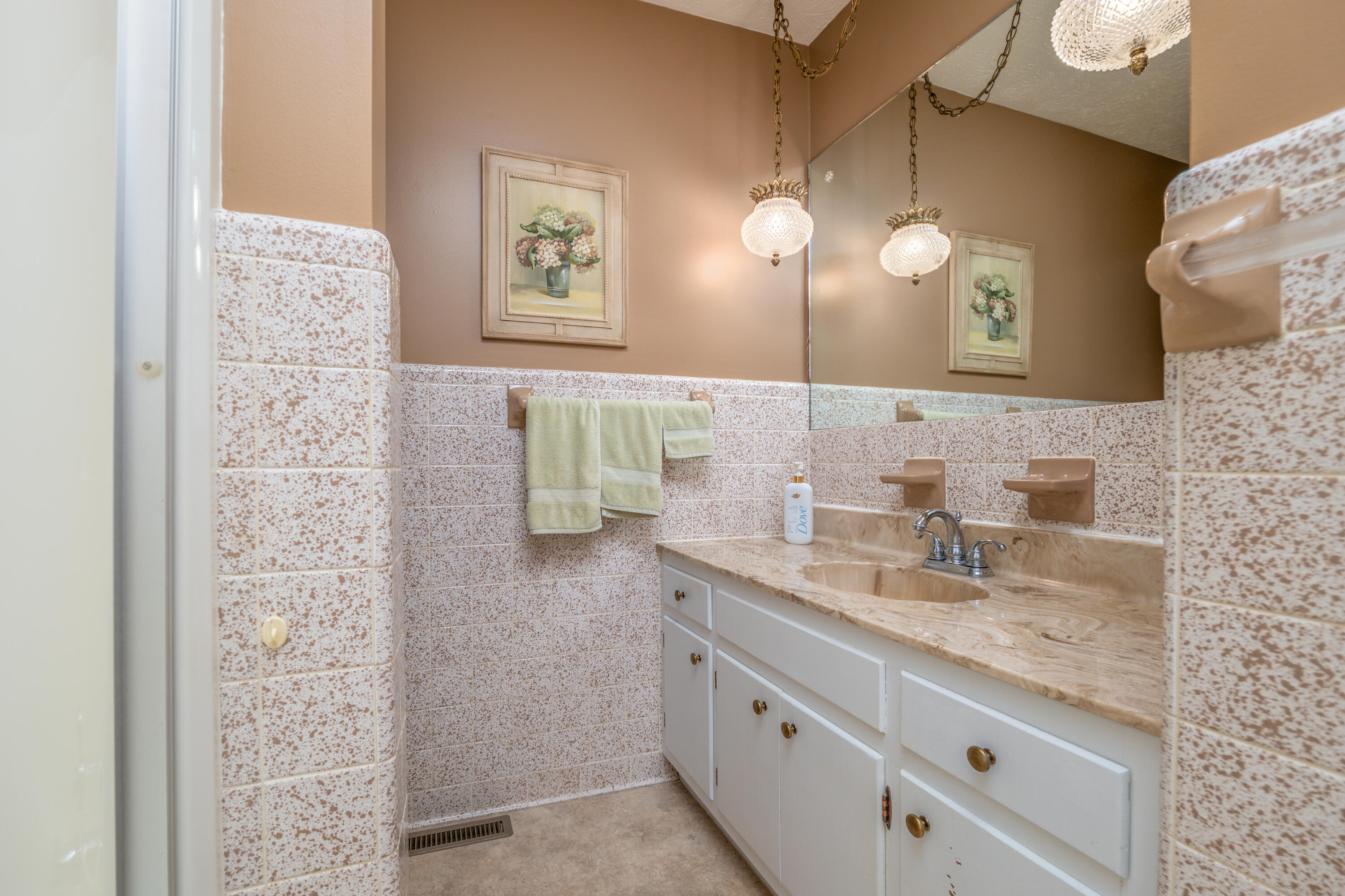 919 Redwine Road West Liberty, KY 41472 - Photo 29 of 32 _S5B4923-Edit