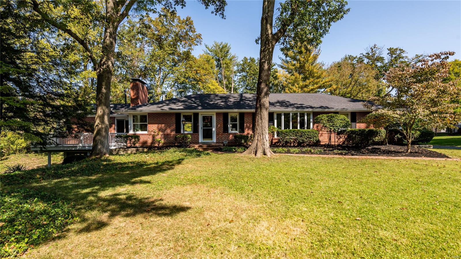 9 Danfield Road St. Louis, MO 63124 - Photo 1 of 45 Gallery Image 1