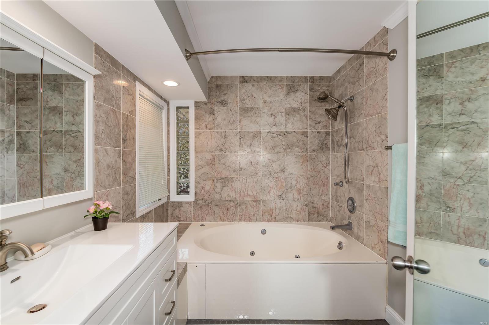 9 Danfield Road St. Louis, MO 63124 - Photo 27 of 45 Gallery Image 27