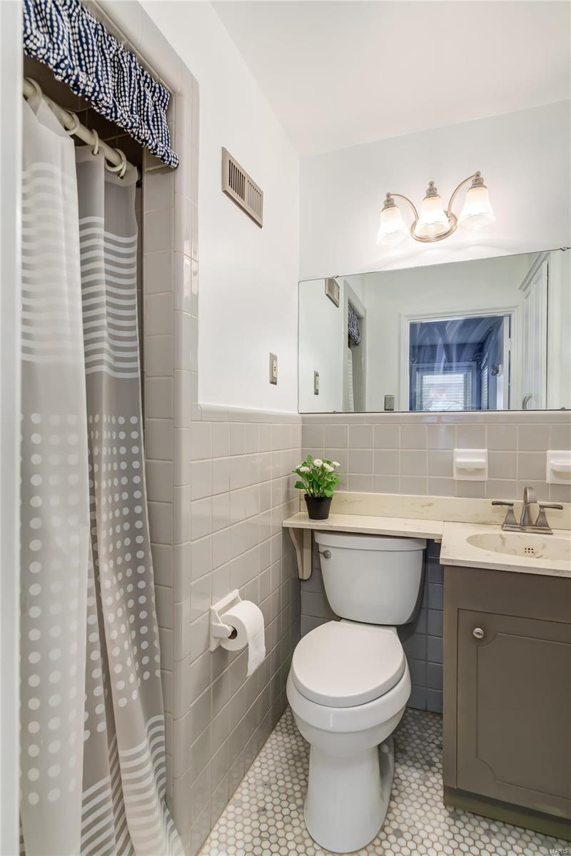 9 Danfield Road St. Louis, MO 63124 - Photo 33 of 45 Gallery Image 33