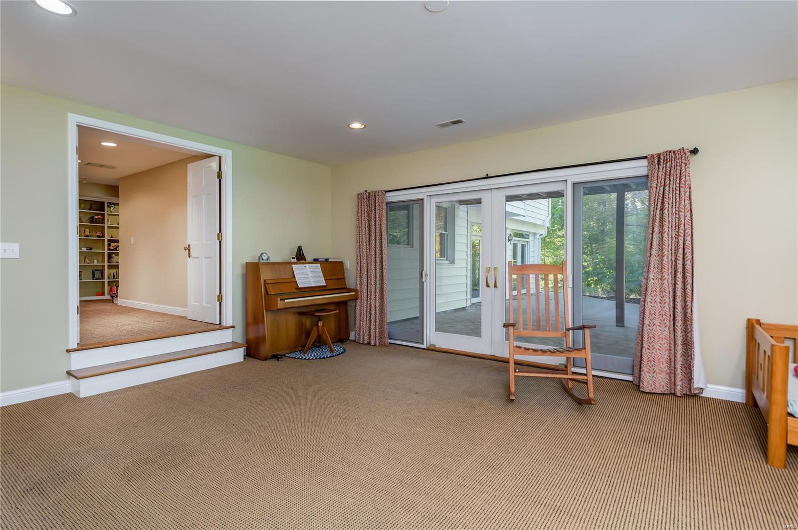 9 Danfield Road St. Louis, MO 63124 - Photo 41 of 45 Gallery Image 41
