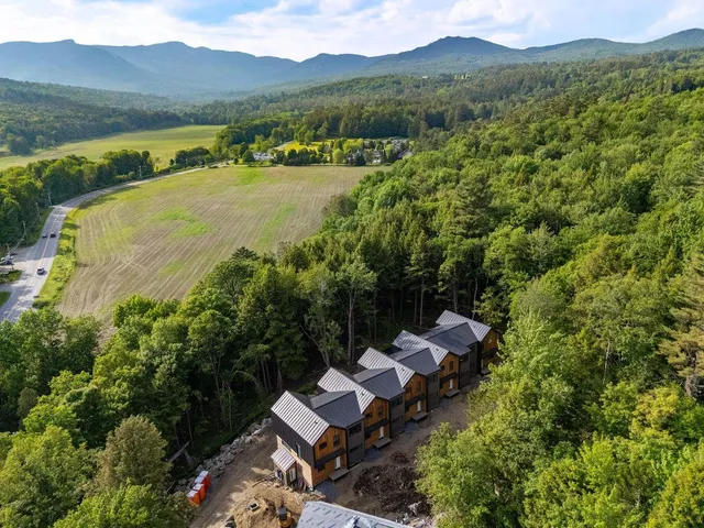 $1,665,000 | 87 A Slate Hill, Unit 5, Stowe, VT 05672