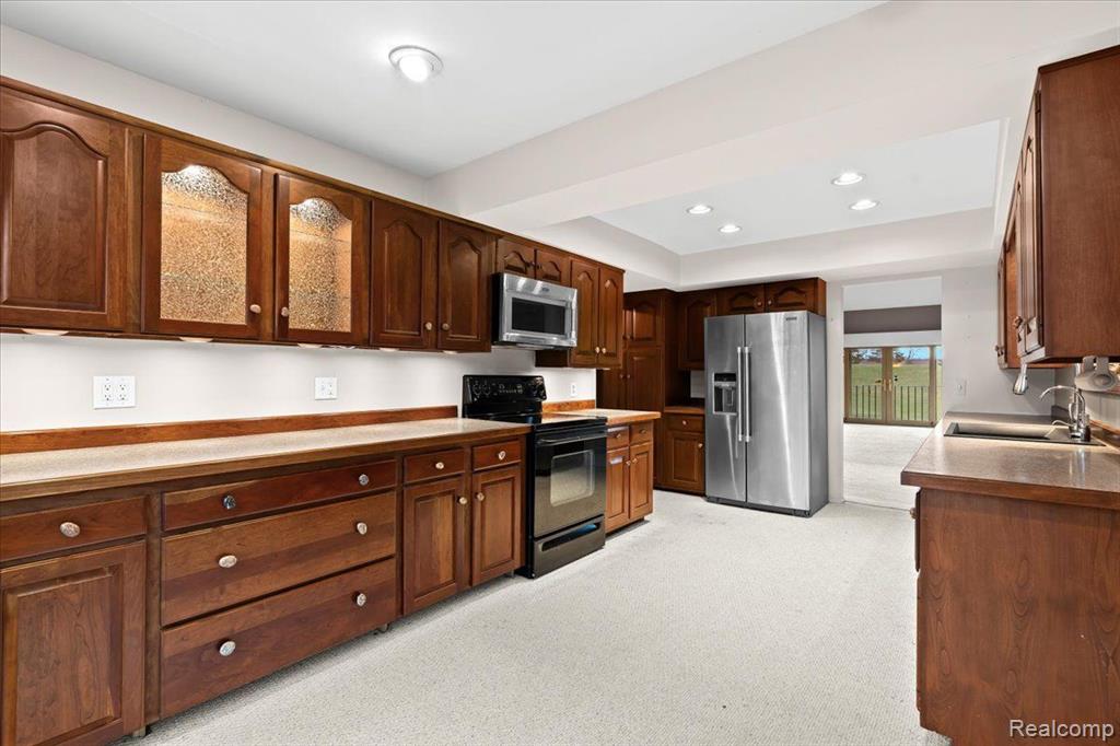 920 Green View Court Rochester Hills, MI 48307 - Photo 19 of 33
