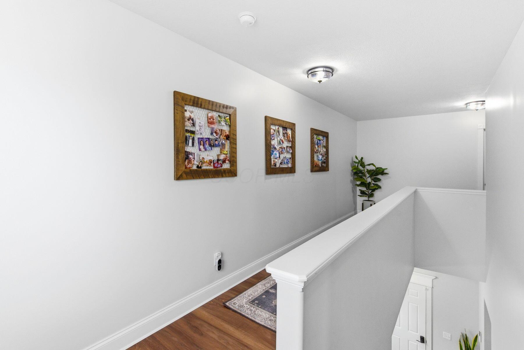 1822 Joe Walker Road Galena, OH 43021 - Photo 28 of 85 Hallway
