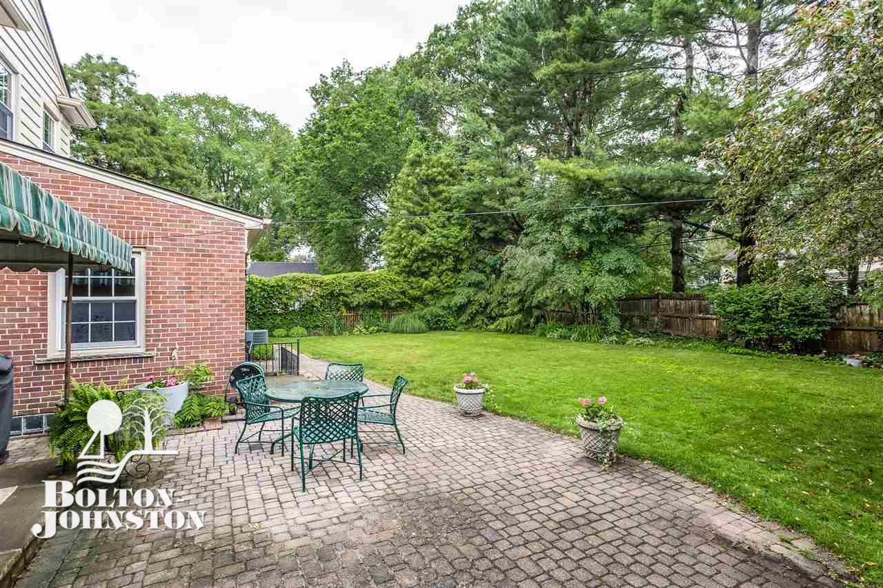 84 Merriweather Road Grosse Pointe, MI 48236 - Photo 45 of 57 31323022-44.JPG