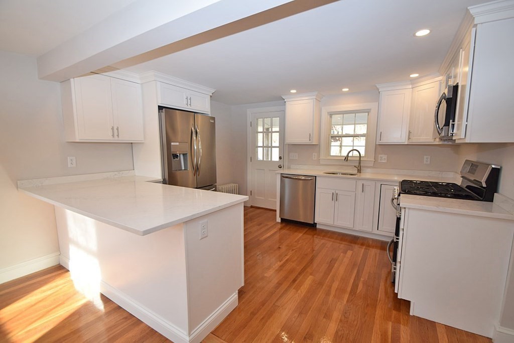 19 Suomi Road Quincy, MA 02169 - Photo 5 of 33 Gallery Image 5