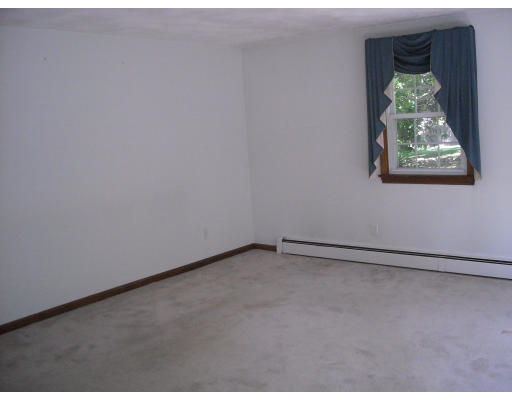480 Sharps Road Swansea, MA 02777 - Photo 6 of 6 Gallery Image 6
