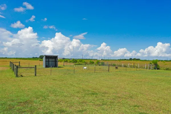 $399,000 | 17017 County Road 210, East Bernard, TX 77435