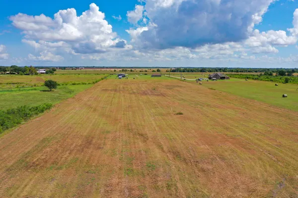 $399,000 | 17017 County Road 210, East Bernard, TX 77435