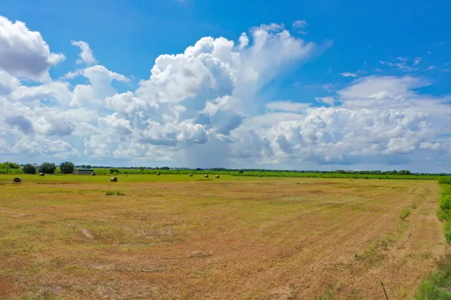 $420,000 | 17017 County Road 210, East Bernard, TX 77435