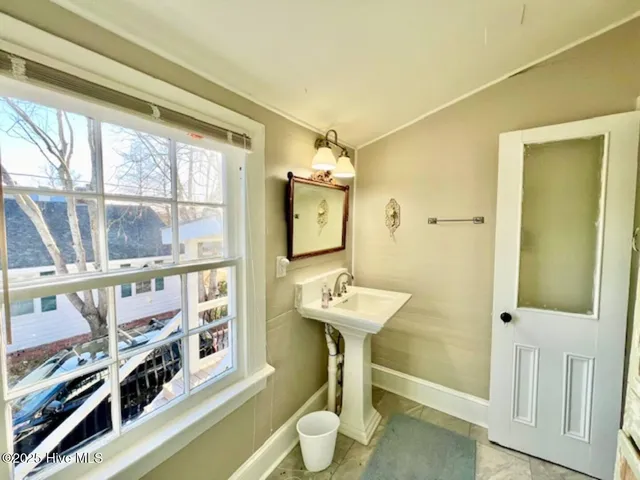 $545,000 | 207 South Oakum Street, Edenton, NC 27932