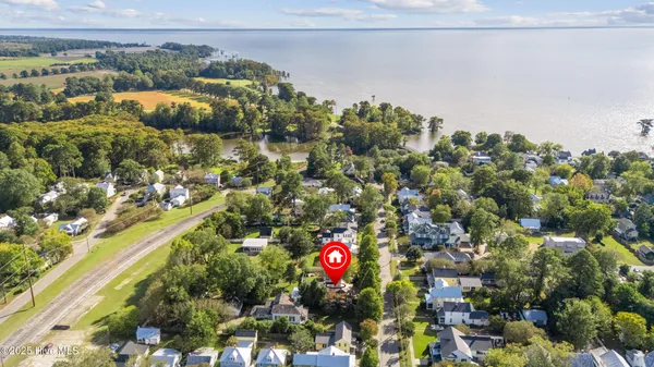 $545,000 | 207 South Oakum Street, Edenton, NC 27932