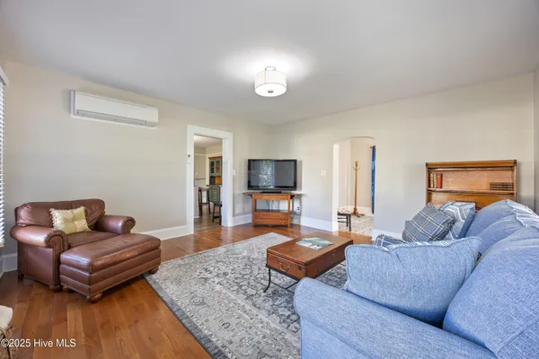 $545,000 | 207 South Oakum Street, Edenton, NC 27932