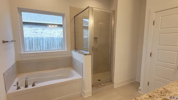 $2,750 | 10130 Oak Colony Boulevard, Baton Rouge, LA 70817