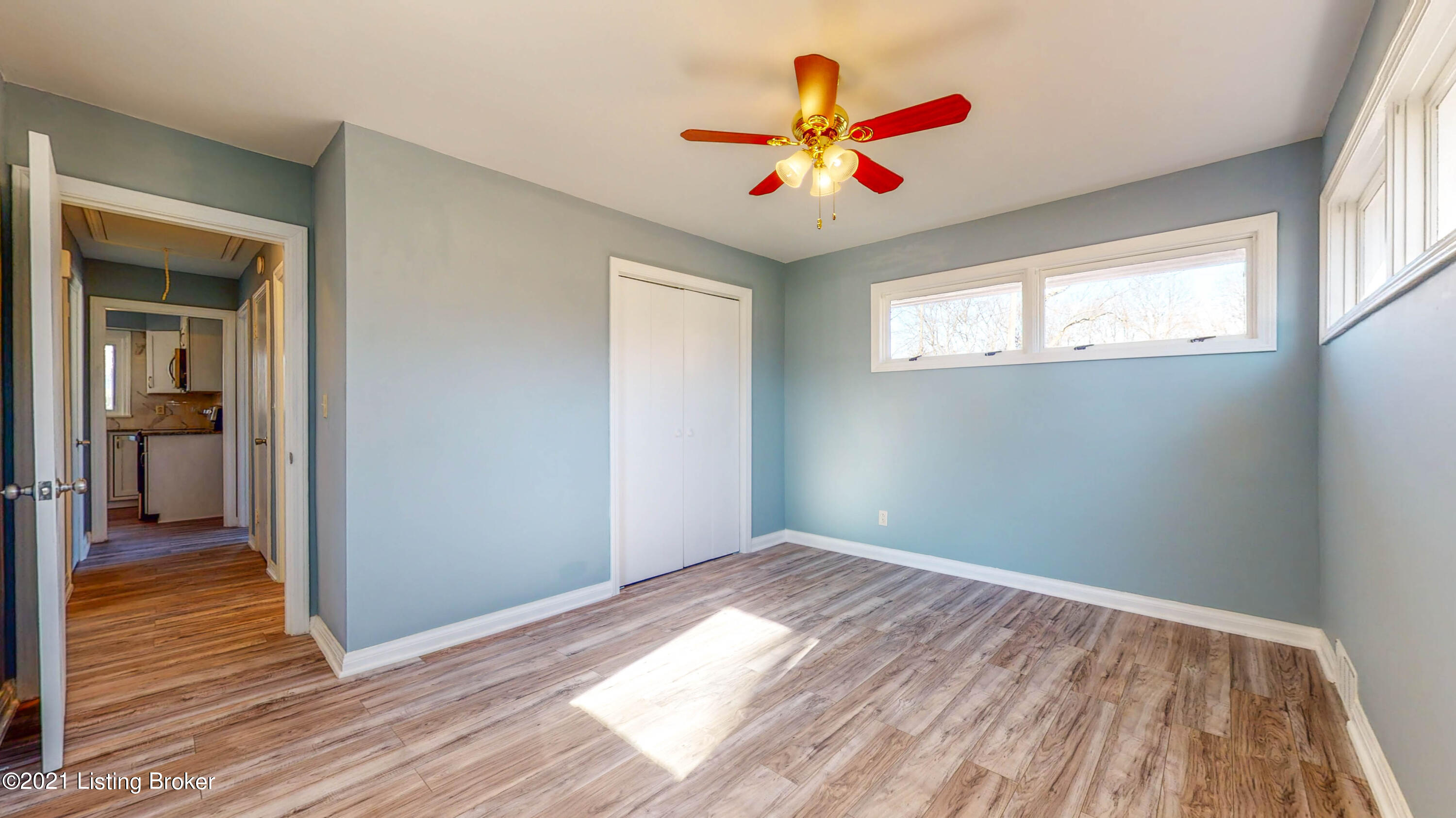 3406 Dell Road Louisville, KY 40299 - Photo 18 of 42 3406-Dell-Rd-18
