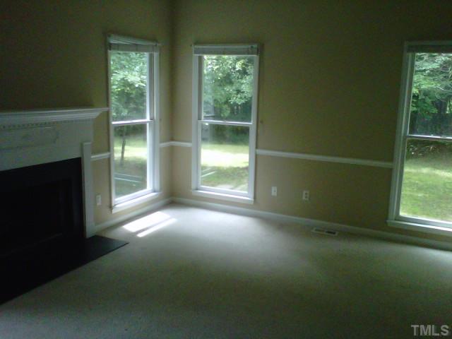 3300 Singleleaf Lane Raleigh, NC 27616 - Photo 5 of 6