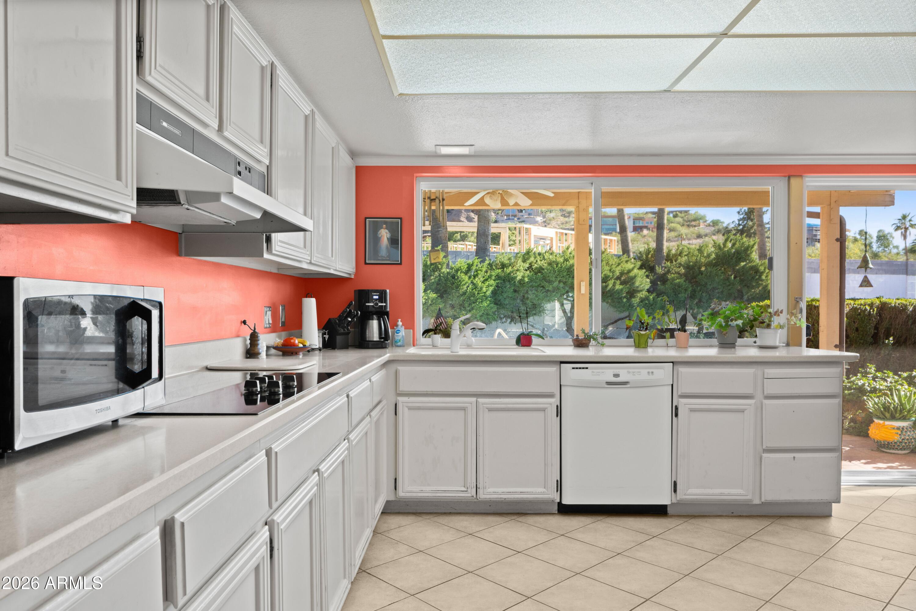 4721 East Rancho Drive Phoenix, AZ 85018 - Photo 11 of 19 oFE9J4Kw