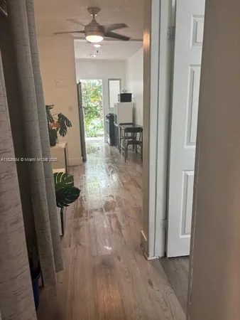 $2,450 | 921 Meridian Avenue, Unit 2, Miami Beach, FL 33139