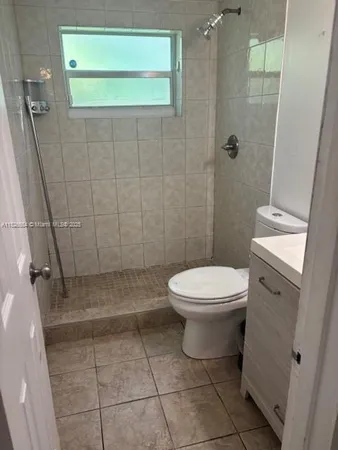 $2,450 | 921 Meridian Avenue, Unit 2, Miami Beach, FL 33139