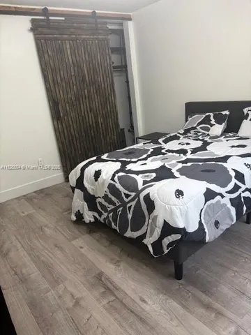 $2,450 | 921 Meridian Avenue, Unit 2, Miami Beach, FL 33139