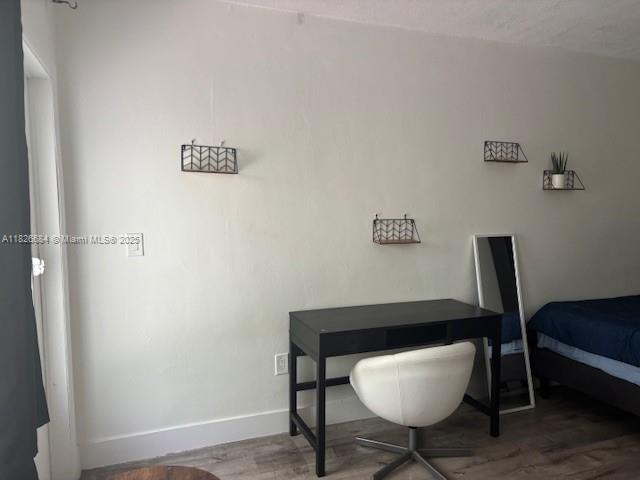 921 Meridian Avenue, Unit 2 Miami Beach, FL 33139 - Photo 4 of 17