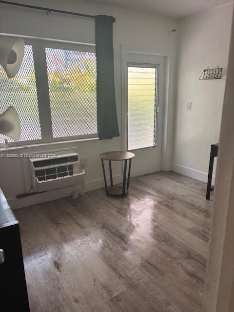 921 Meridian Avenue, Unit 2 Miami Beach, FL 33139 - Photo 6 of 17