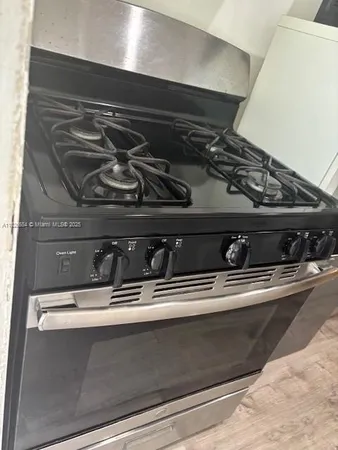 $2,450 | 921 Meridian Avenue, Unit 2, Miami Beach, FL 33139
