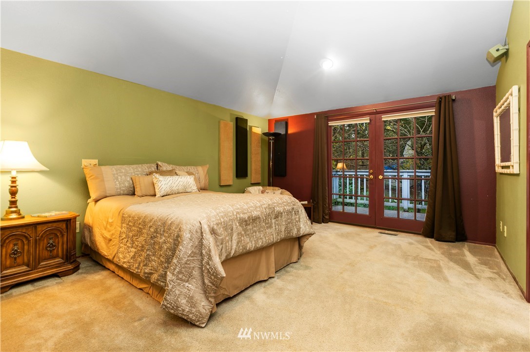 14212 164th Avenue Southeast Renton, WA 98059 - Photo 12 of 40 Gallery Image 12