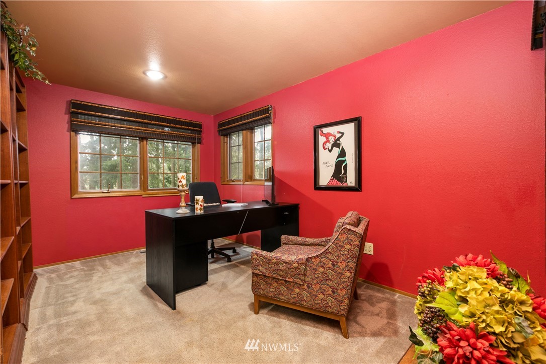 14212 164th Avenue Southeast Renton, WA 98059 - Photo 16 of 40 Gallery Image 16