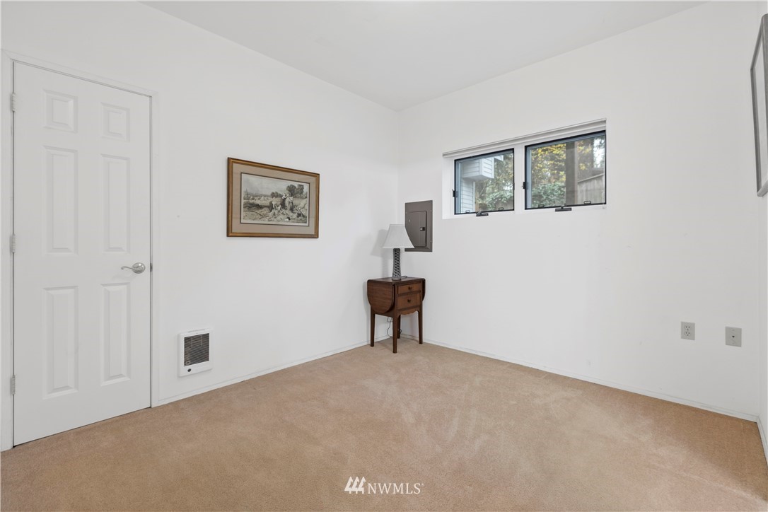 14212 164th Avenue Southeast Renton, WA 98059 - Photo 30 of 40 Gallery Image 30